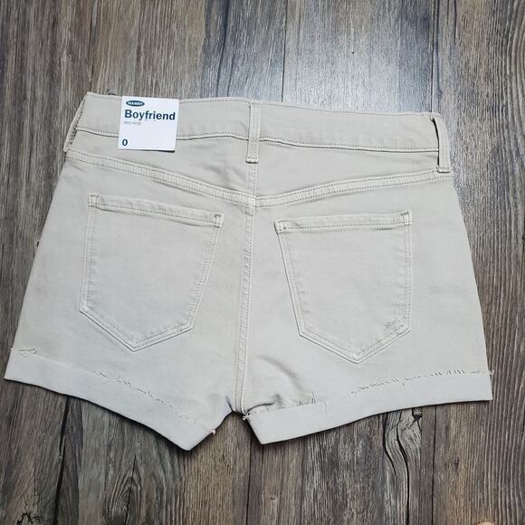 Old Navy Boyfriend Mid-Rise Denim Jean Distress Shorts Size 0 New With Tag - Picture 8 of 10